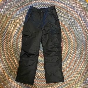 arctic quest - Poshmark